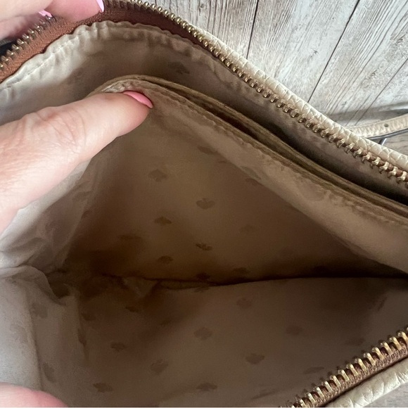 Kate Spade JACKSON Woven STRAW TRIPLE GUSSET CROSSBODY - Picture 2 of 9